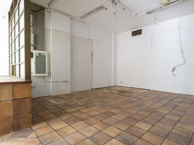 Commerciale da affittare in Alcaravaneras, Las Palmas de Gran Canaria - 1.500 € (Rif: 9701638)