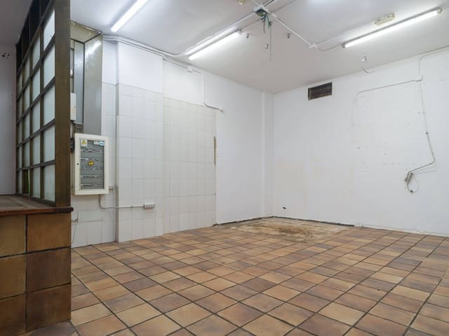 Commerciale da affittare in Alcaravaneras, Las Palmas de Gran Canaria - 1.500 € (Rif: 9701638)