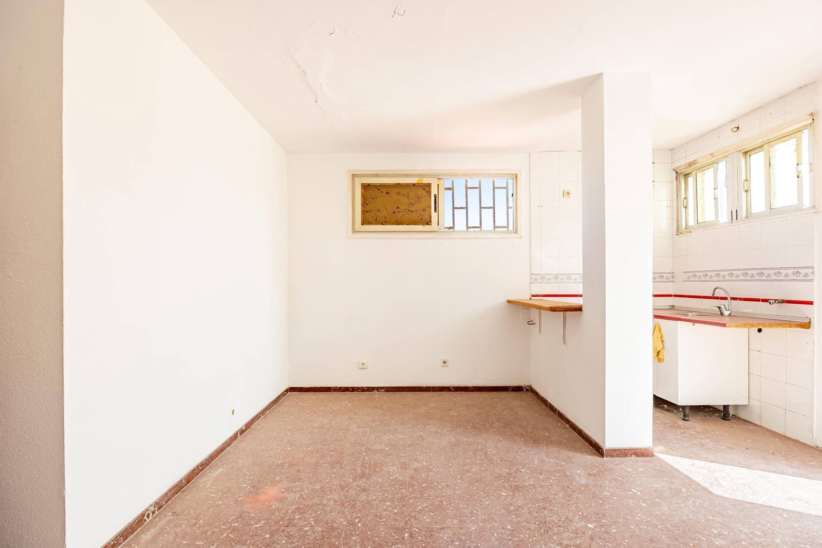 1 bedroom Penthouse for sale in Las Palmas de Gran Canaria with garage - € 350,000 (Ref: 9701640)