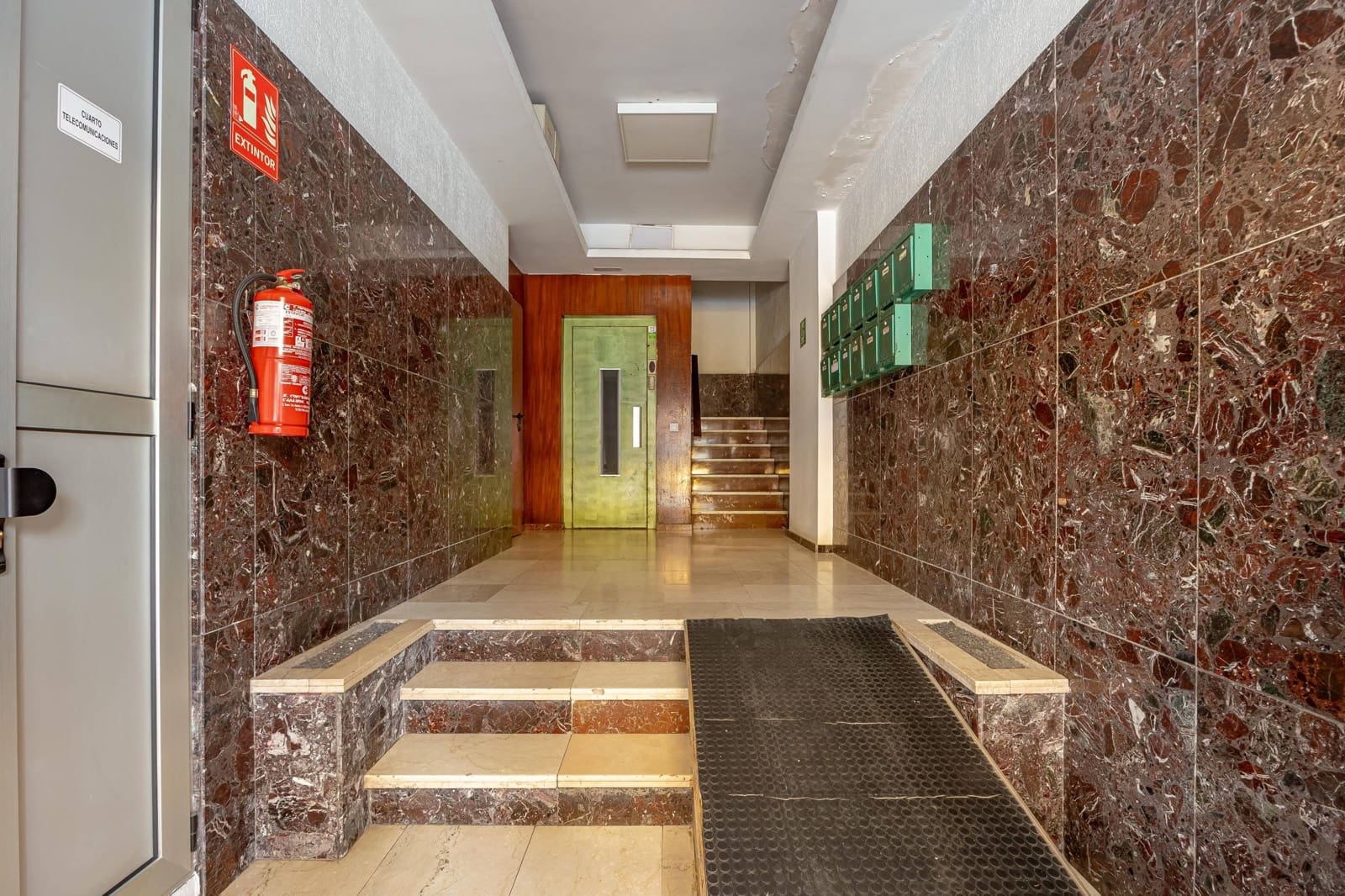 1 bedroom Penthouse for sale in Las Palmas de Gran Canaria with garage - € 350,000 (Ref: 9701640)