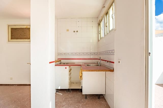 1 quarto Penthouse para venda em Las Palmas de Gran Canaria com garagem - 350 000 € (Ref: 9701640)