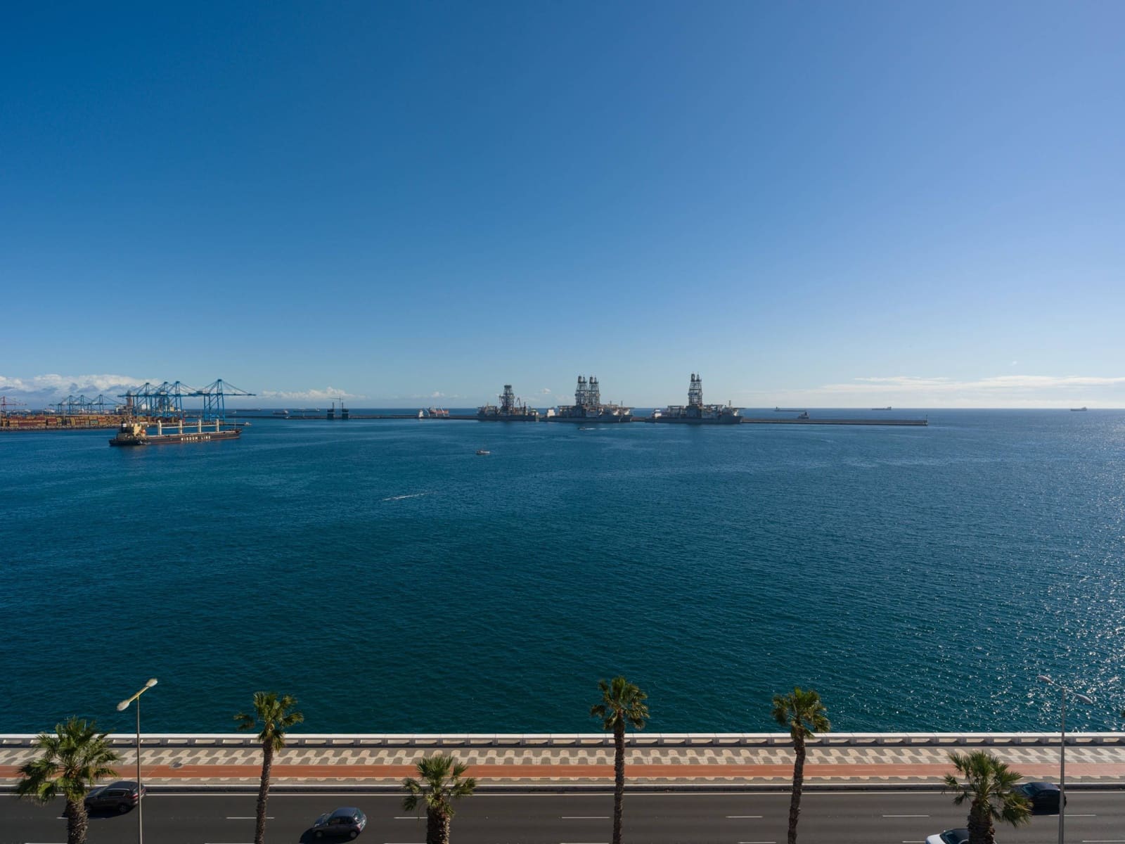 5 slaapkamer Flat te huur in Las Palmas de Gran Canaria met zwembad garage - € 5.900 (Ref: 9714937)