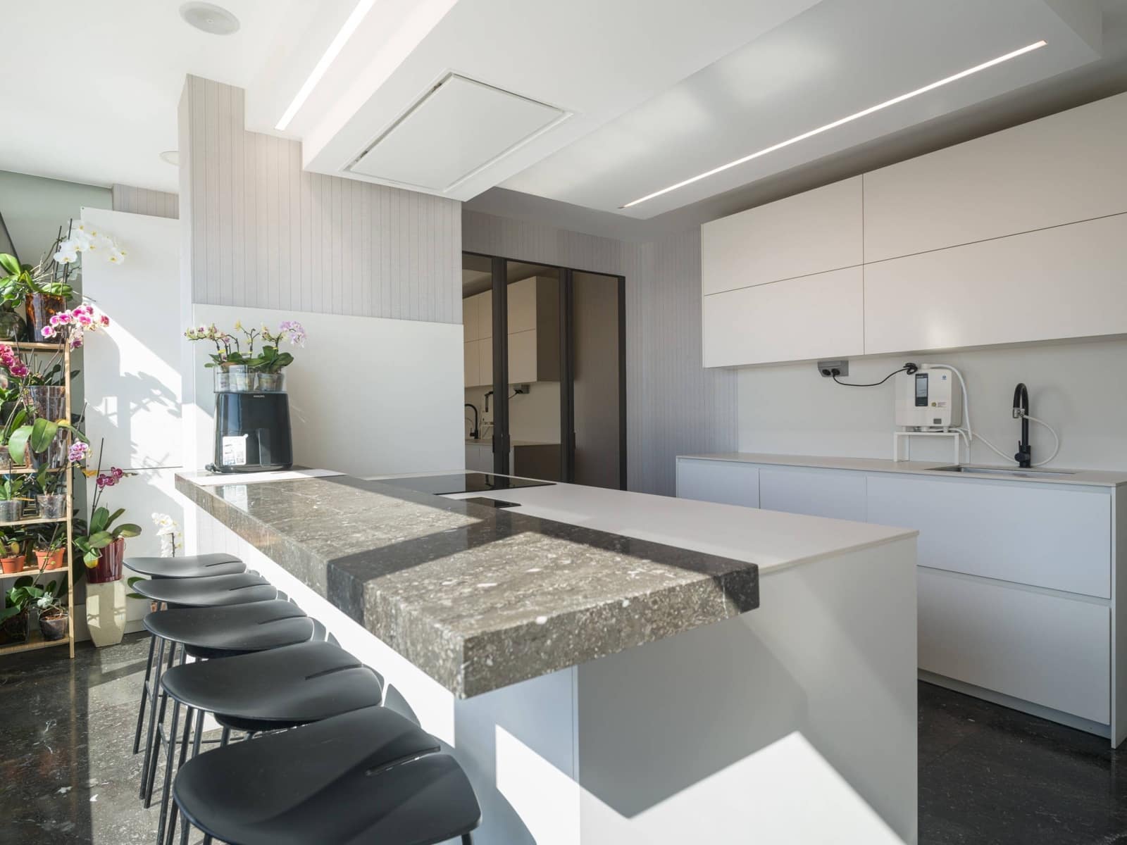 5 slaapkamer Flat te huur in Las Palmas de Gran Canaria met zwembad garage - € 5.900 (Ref: 9714937)