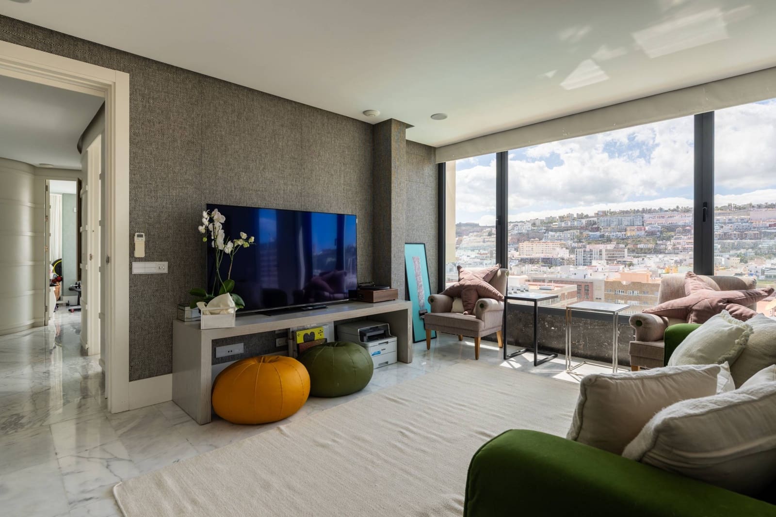 5 slaapkamer Flat te huur in Las Palmas de Gran Canaria met zwembad garage - € 5.900 (Ref: 9714937)