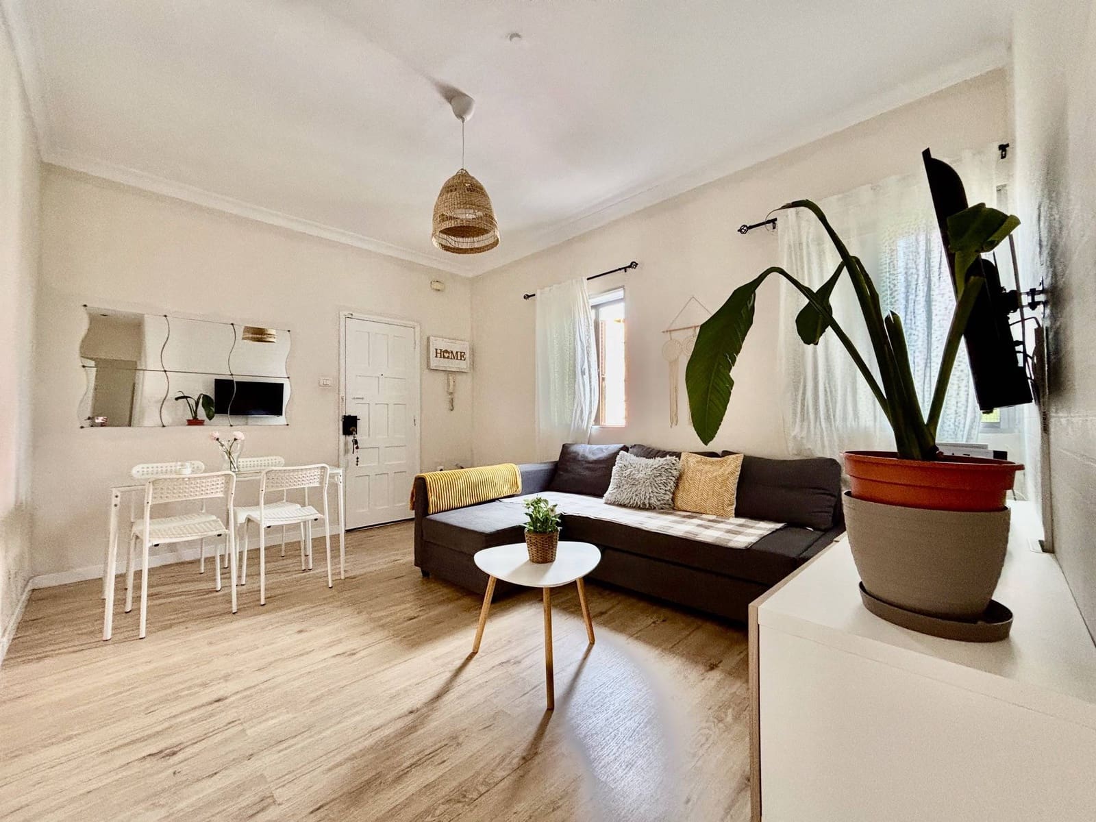 3 bedroom Flat for sale in Las Palmas de Gran Canaria - € 148,000 (Ref: 9721710)