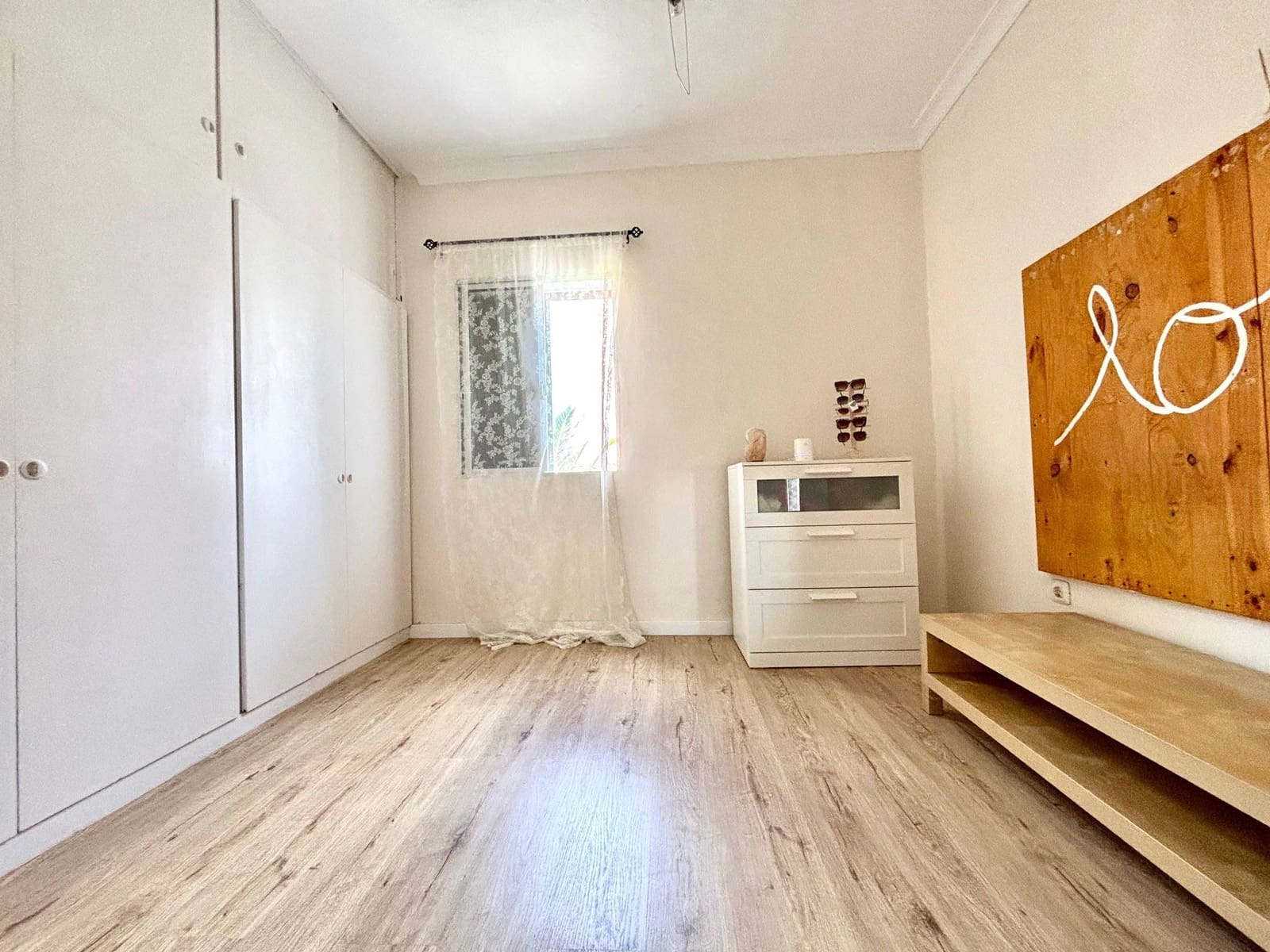 3 bedroom Flat for sale in Las Palmas de Gran Canaria - € 148,000 (Ref: 9721710)