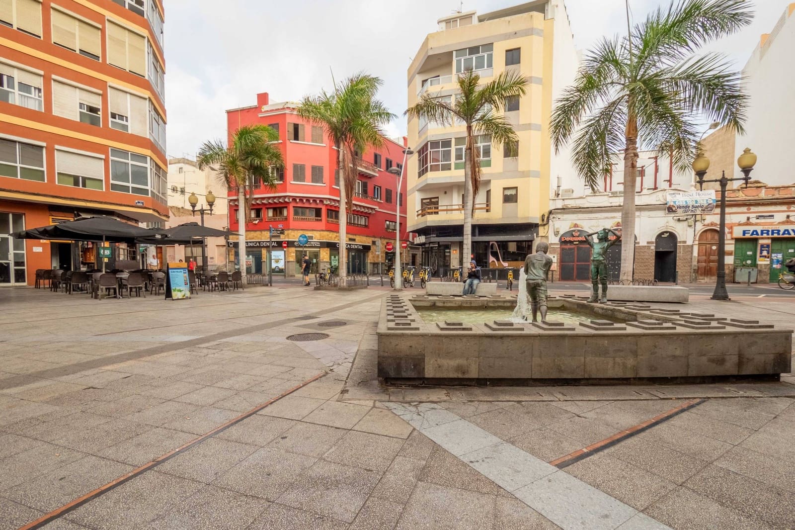 Studio for rent in Las Palmas de Gran Canaria - € 1,000 (Ref: 9726647)