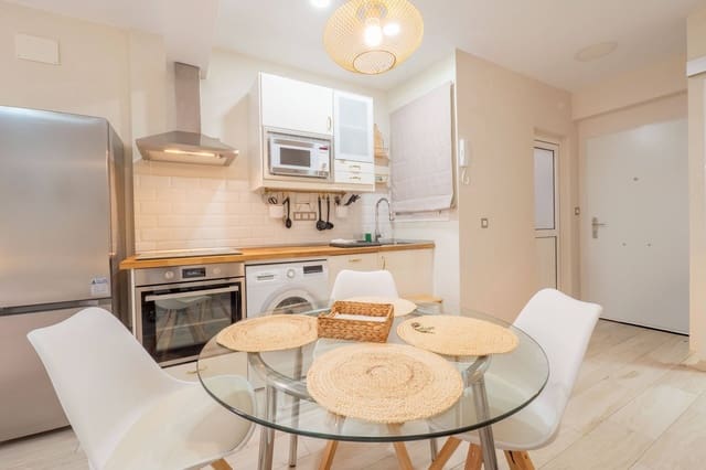 Studio til leie i Las Palmas de Gran Canaria - € 1 000 (Ref: 9726647)