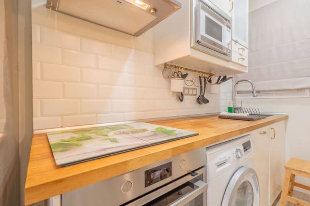 Studio te huur in Las Palmas de Gran Canaria - € 1.000 (Ref: 9726647)