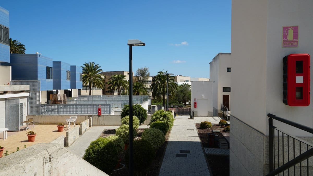 2 bedroom Apartment for rent in Tafira Baja with garage - € 900 (Ref: 9735593)