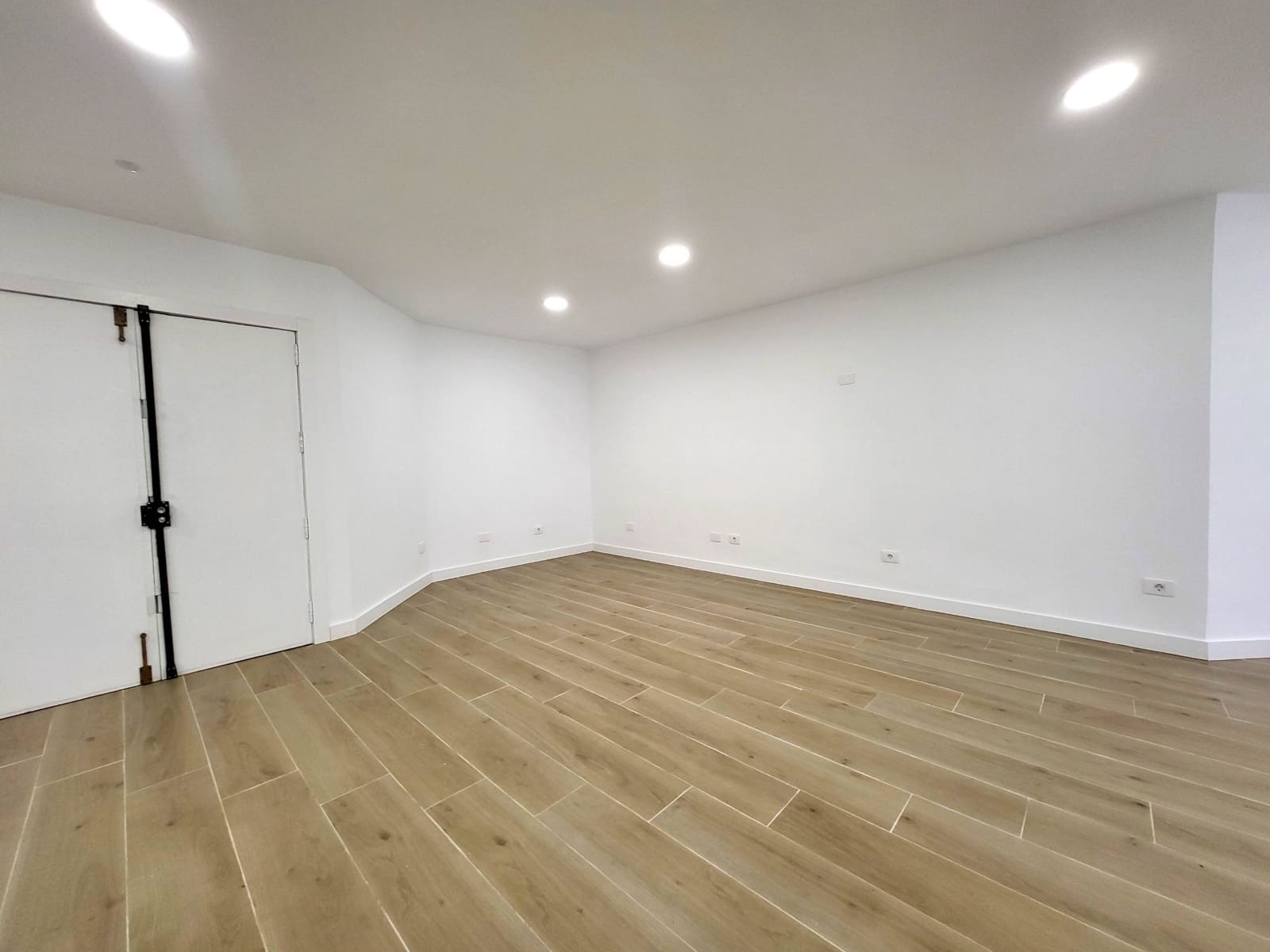 Escritório para arrendar em Las Palmas de Gran Canaria - 780 € (Ref: 9738570)