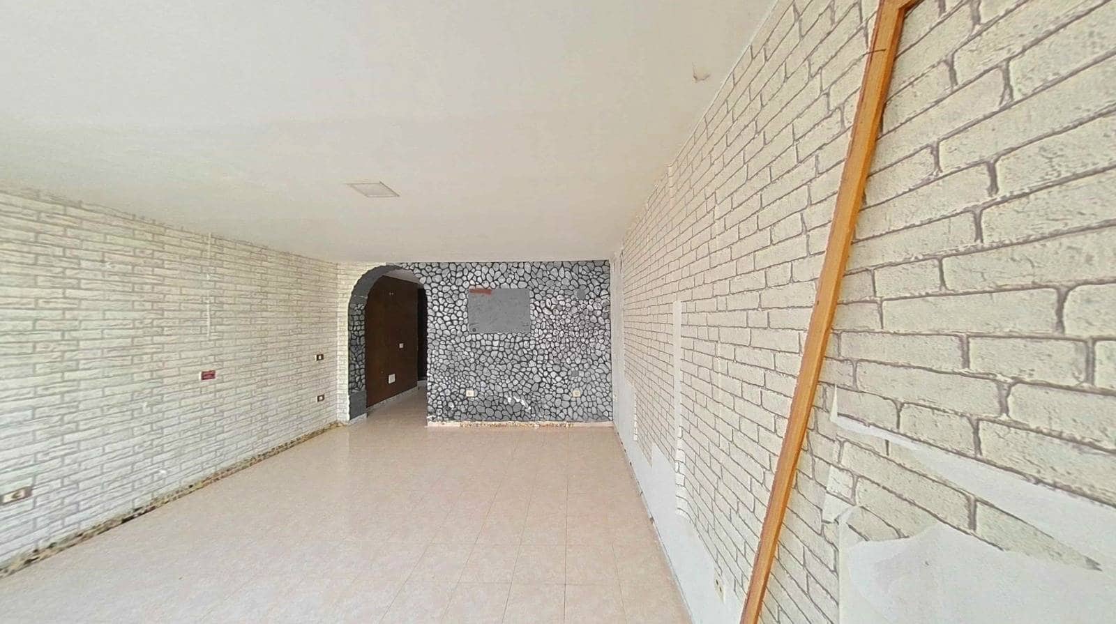 3 soveværelse Lejlighed til salg i Santa Lucia de Tirajana med garage - € 168.200 (Ref: 9744145)