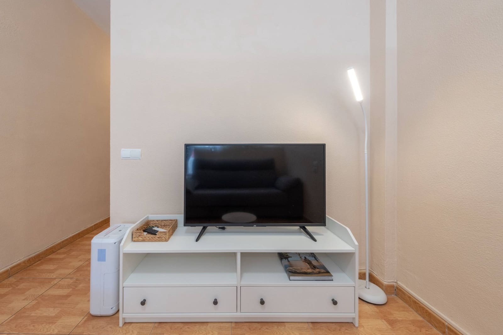 Studio for rent in Las Palmas de Gran Canaria - € 950 (Ref: 9748072)