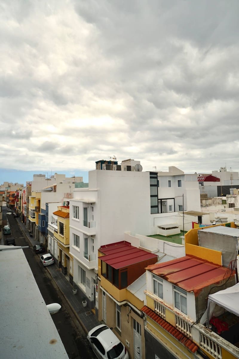 2 soveværelse Penthouse til leje i Las Palmas de Gran Canaria - € 850 (Ref: 9755690)