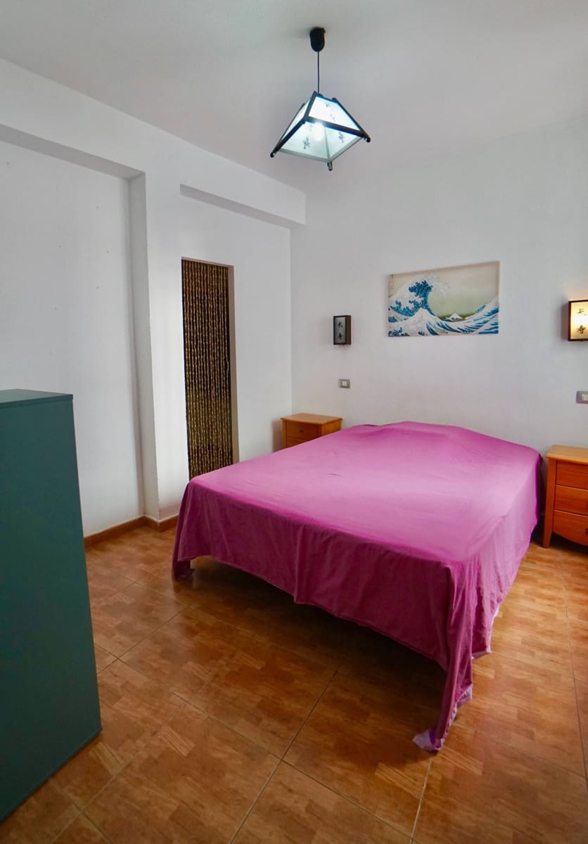 2 soveværelse Penthouse til leje i Las Palmas de Gran Canaria - € 850 (Ref: 9755690)