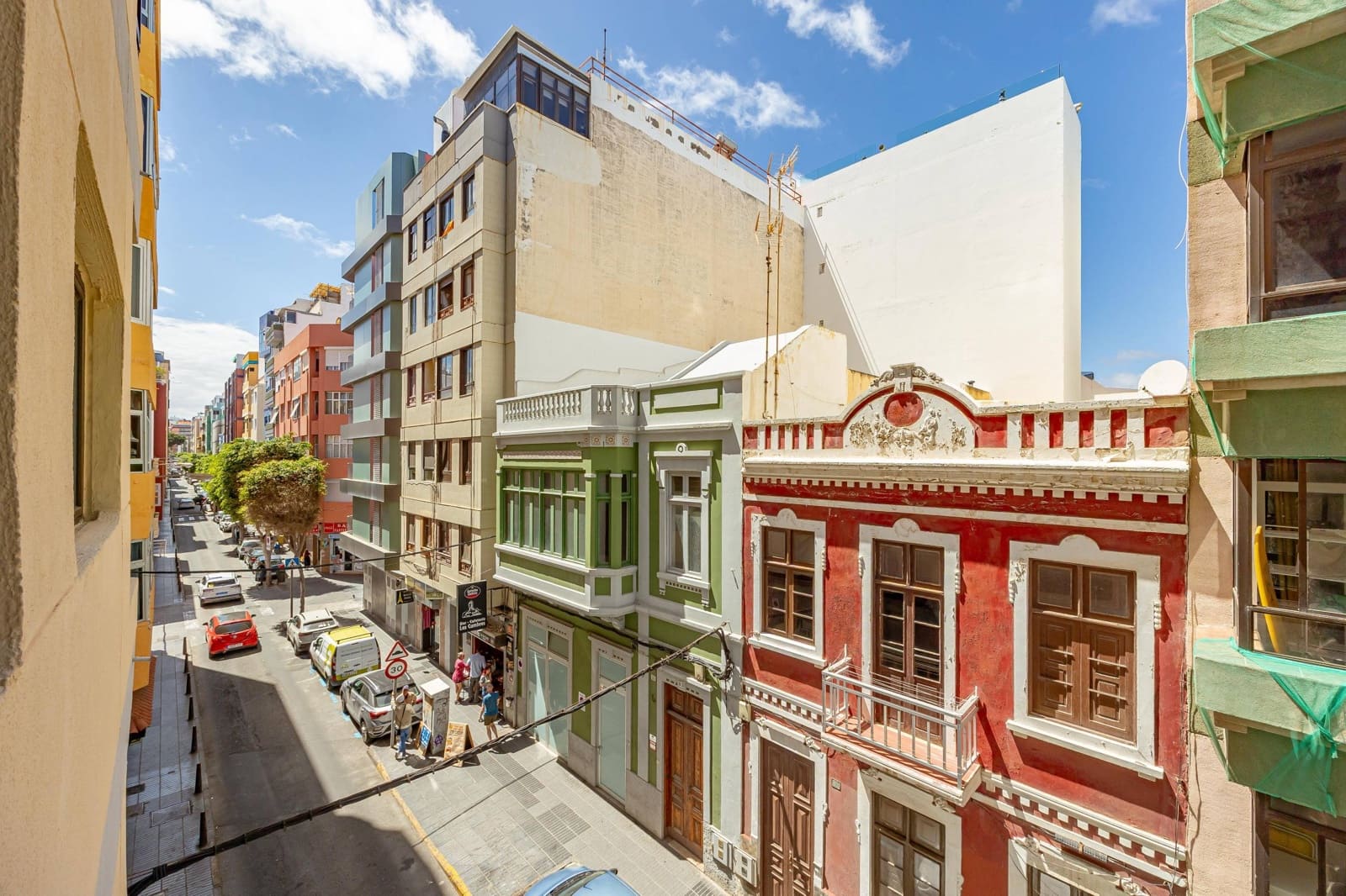 1 soveværelse Lejlighed til salg i Las Palmas de Gran Canaria med garage - € 289.000 (Ref: 9755691)