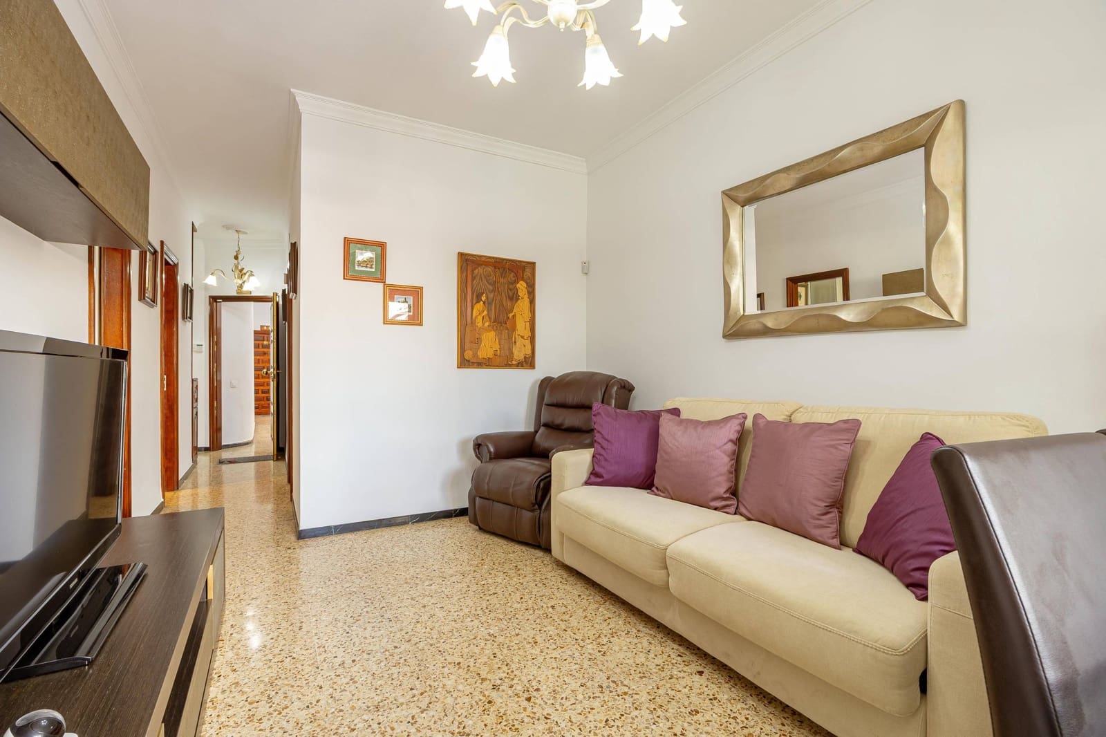 1 bedroom Flat for sale in Las Palmas de Gran Canaria with garage - € 259,000 (Ref: 9755691)