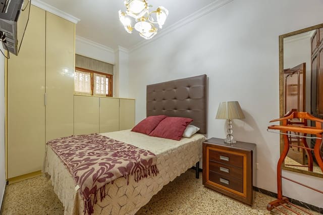 1 Zimmer Wohnung zu verkaufen in Las Palmas de Gran Canaria mit Garage - 259.000 € (Ref: 9755691)