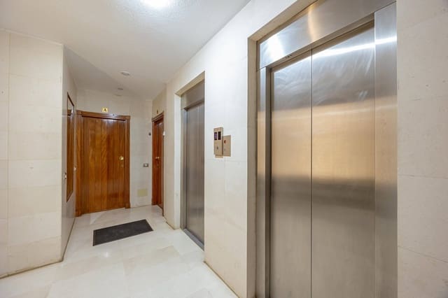 3 soveværelse Lejlighed til salg i Guanarteme, Las Palmas de Gran Canaria - € 450.000 (Ref: 9758972)