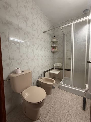 5 soverom Hus til salgs i Telde med garasje - € 305 000 (Ref: 9758974)