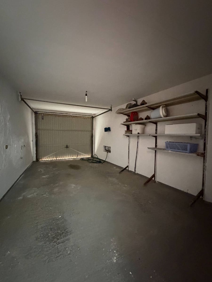 5 soverom Hus til salgs i Telde med garasje - € 305 000 (Ref: 9758974)