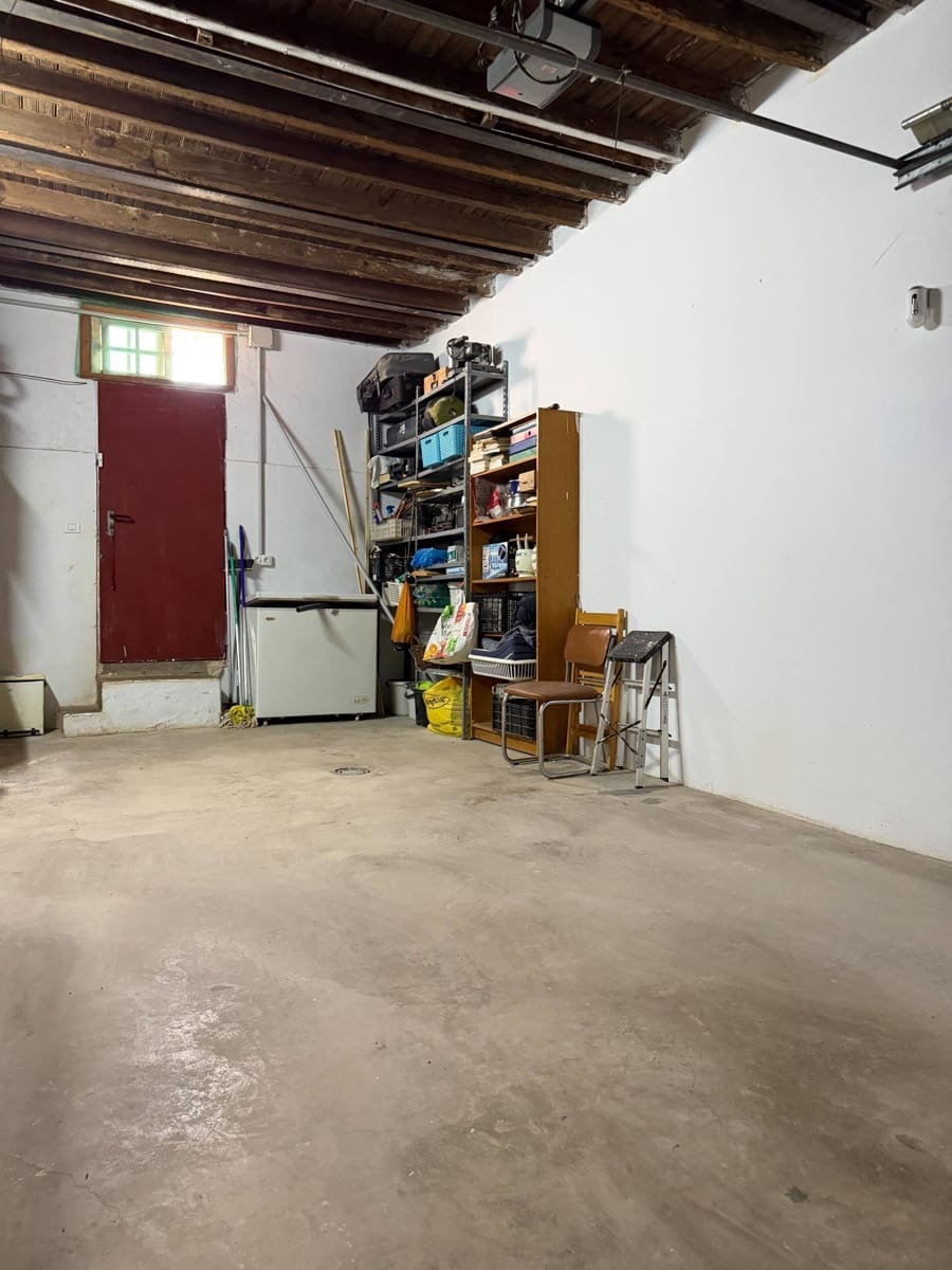 5 soverom Hus til salgs i Telde med garasje - € 305 000 (Ref: 9758974)