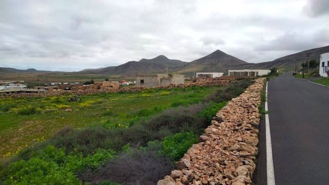 Bouwgrond te koop in Tindaya, La Oliva - € 139.000 (Ref: 9770670)