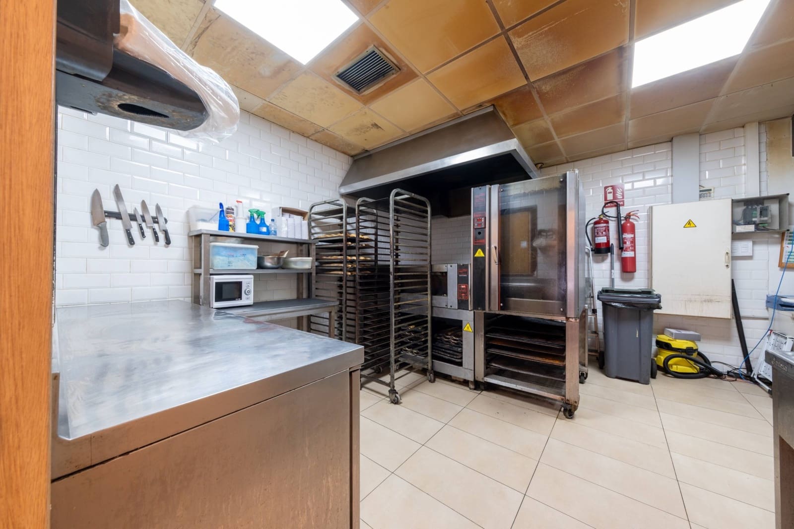 Business for rent in Las Palmas de Gran Canaria - € 2,890 (Ref: 9770671)