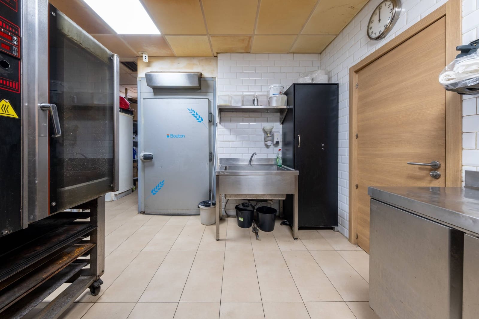 Business for rent in Las Palmas de Gran Canaria - € 2,890 (Ref: 9770671)