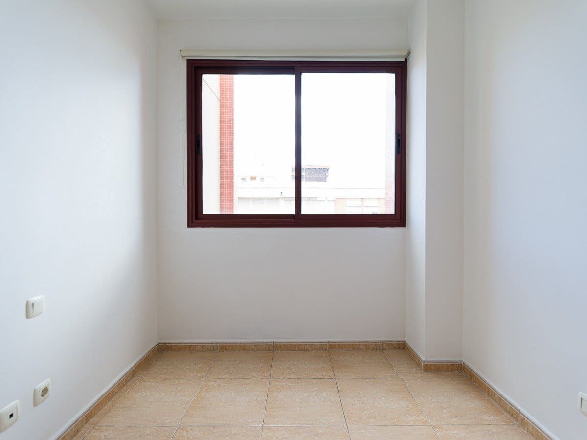 3 makuuhuone Asunto vuokrattavana paikassa Las Palmas de Gran Canaria mukana 
autotalli - 1 300 € (Ref: 9770672)