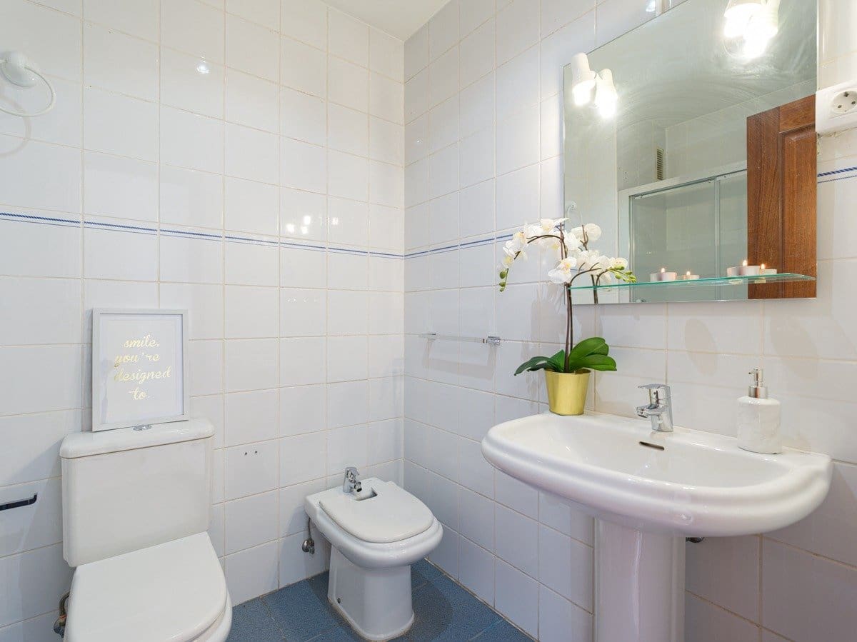 3 makuuhuone Asunto vuokrattavana paikassa Las Palmas de Gran Canaria mukana 
autotalli - 1 300 € (Ref: 9770672)