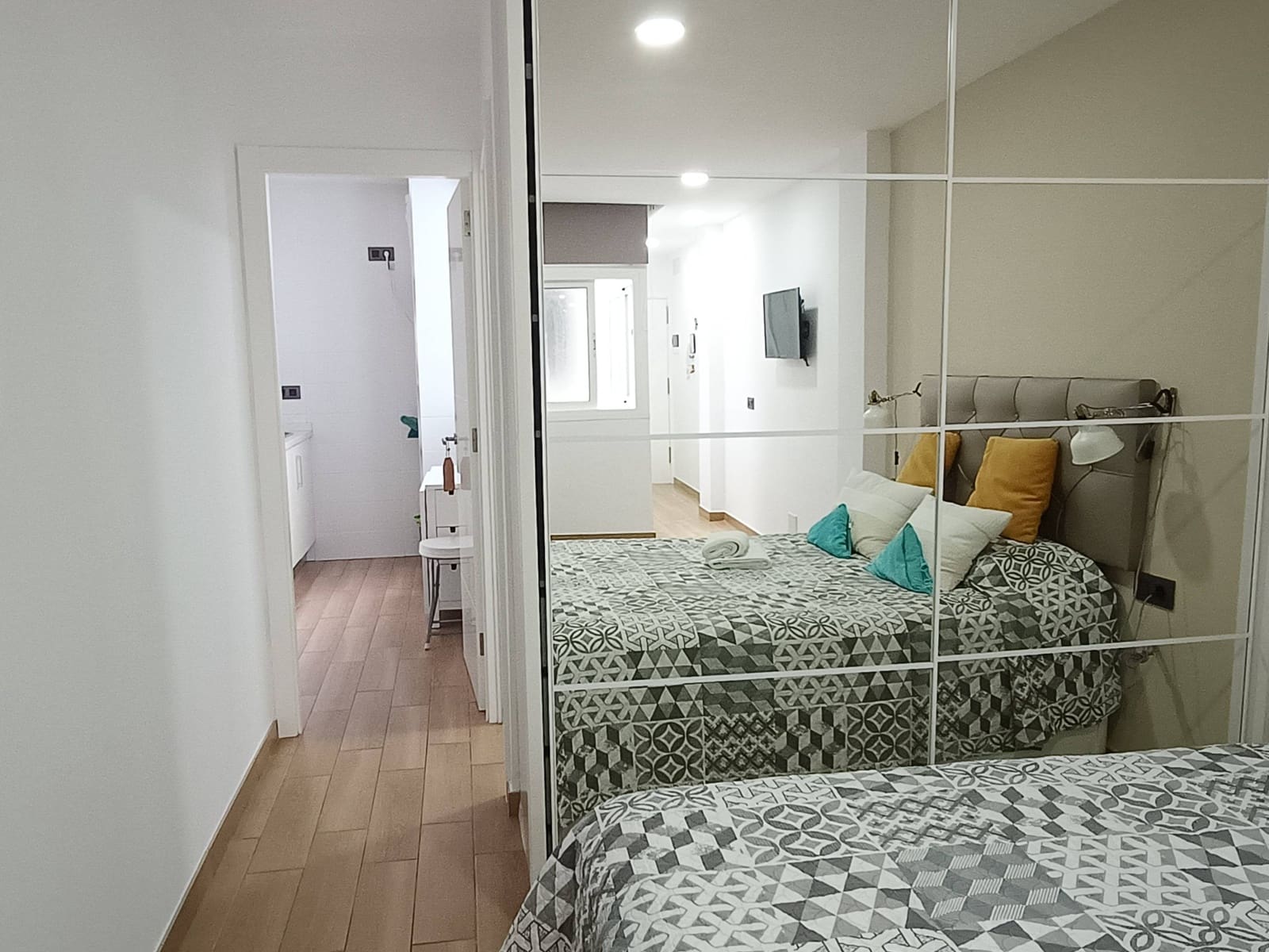 Studio for rent in Las Palmas de Gran Canaria - € 950 (Ref: 9770673)