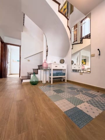 2 soveværelse Rækkehus til salg i San Cristóbal de La Laguna med garage - € 305.000 (Ref: 9770674)