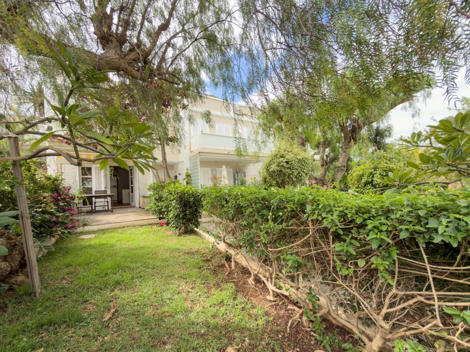 2 bedroom Terraced Villa for sale in San Cristobal de La Laguna with garage - € 305,000 (Ref: 9770674)