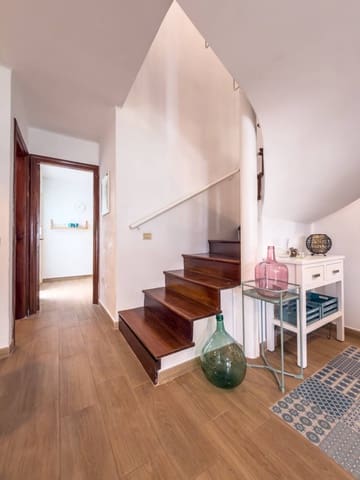2 soveværelse Rækkehus til salg i San Cristóbal de La Laguna med garage - € 305.000 (Ref: 9770674)