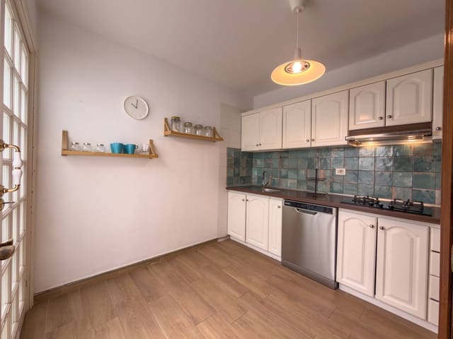2 soveværelse Rækkehus til salg i San Cristóbal de La Laguna med garage - € 298.000 (Ref: 9770674)
