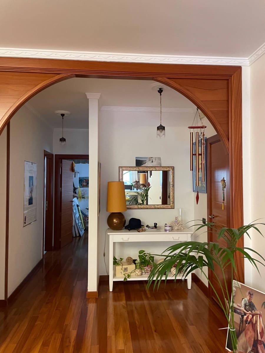 3 bedroom Flat for sale in Las Palmas de Gran Canaria - € 389,000 (Ref: 9778135)