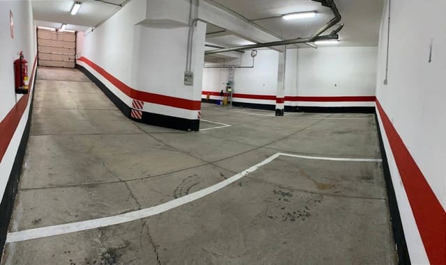 Garagem para venda em San Cristóbal de La Laguna - 16 500 € (Ref: 9778136)
