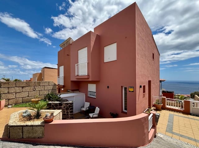 3 sovrum Semi-fristående Villa till salu i Barranco Hondo, Candelaria med pool garage - 630 000 € (Ref: 9780566)