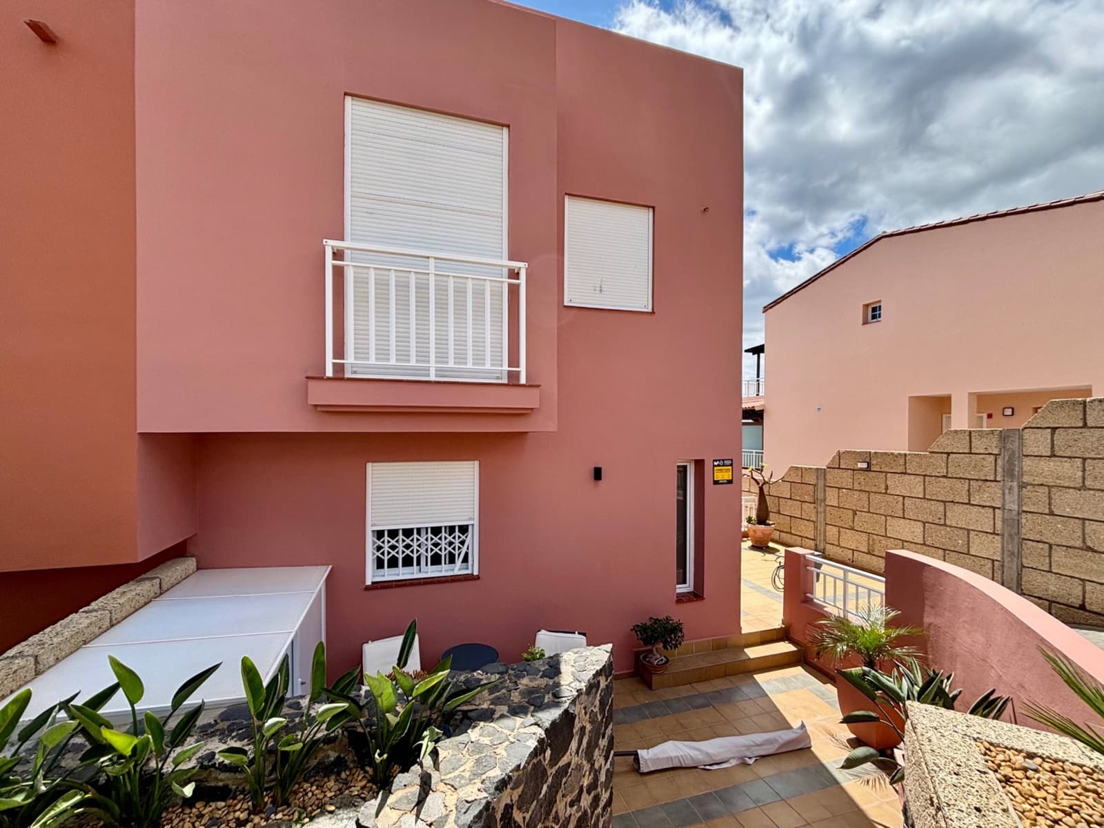 3 sovrum Semi-fristående Villa till salu i Barranco Hondo med pool garage - 630 000 € (Ref: 9780566)