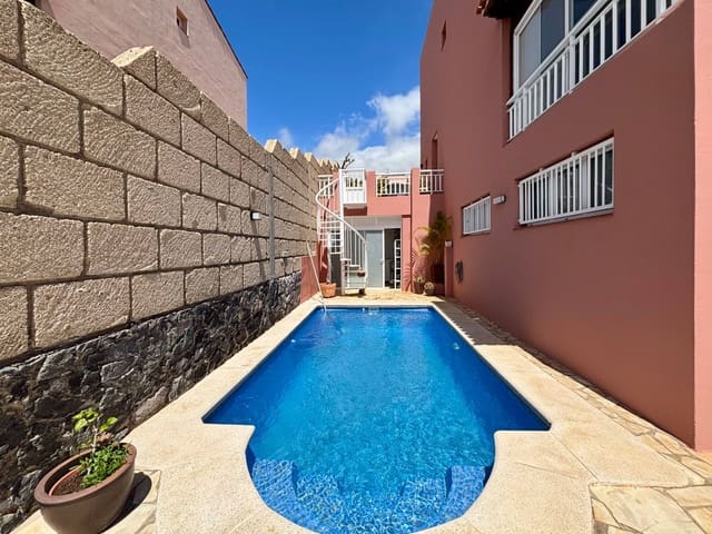 3 sovrum Semi-fristående Villa till salu i Barranco Hondo, Candelaria med pool garage - 630 000 € (Ref: 9780566)