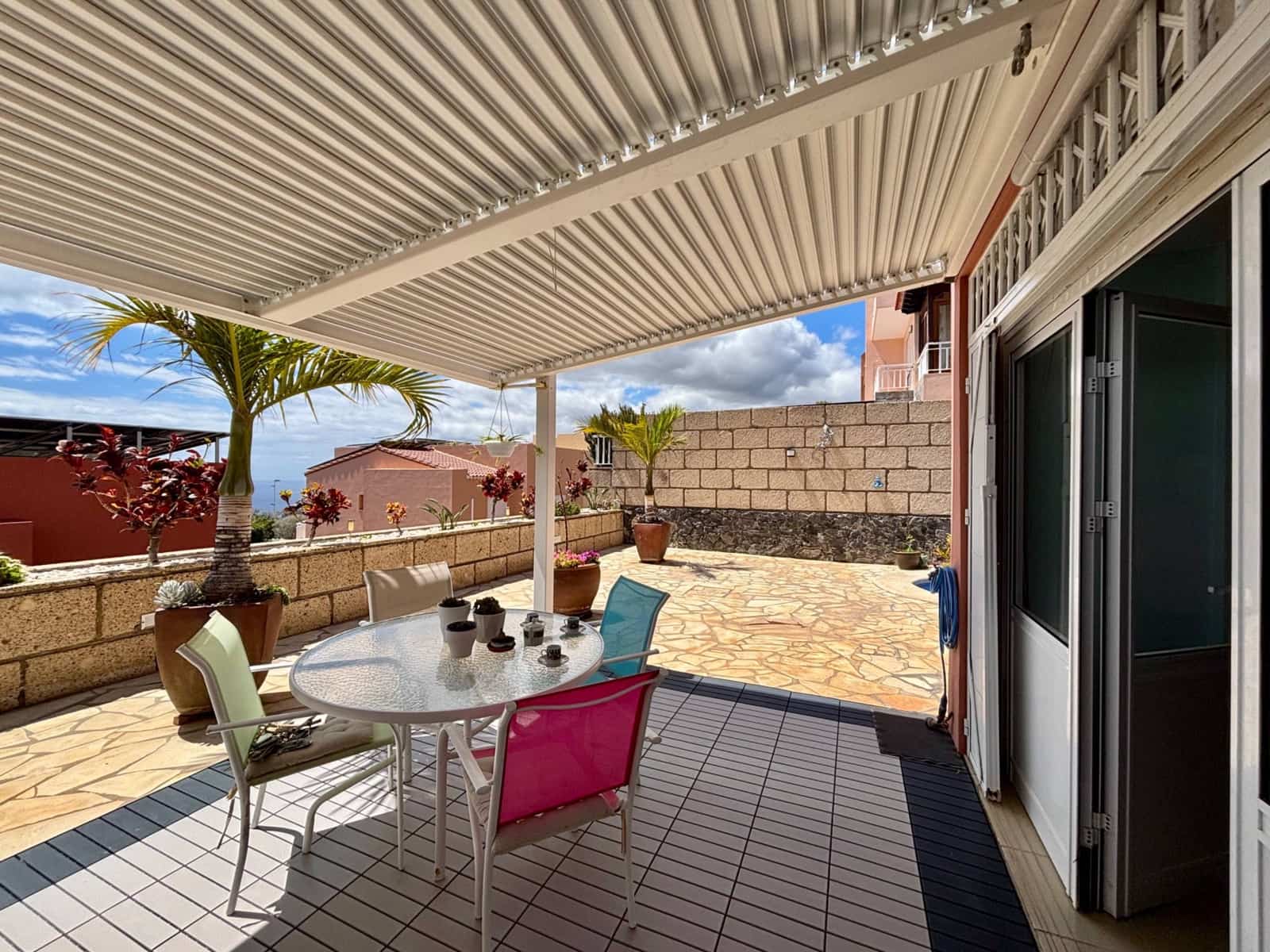 3 sovrum Semi-fristående Villa till salu i Barranco Hondo med pool garage - 630 000 € (Ref: 9780566)