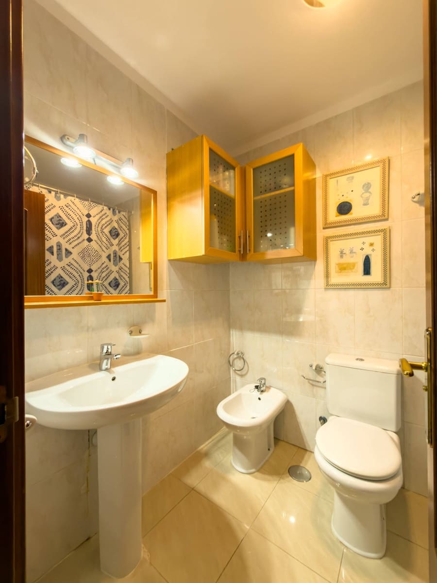 2 soverom Leilighet til salgs i Playa Paraiso med svømmebasseng garasje - € 320 000 (Ref: 9780567)