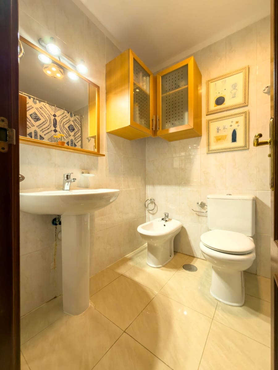 2 soverom Leilighet til salgs i Playa Paraiso med svømmebasseng garasje - € 320 000 (Ref: 9780567)