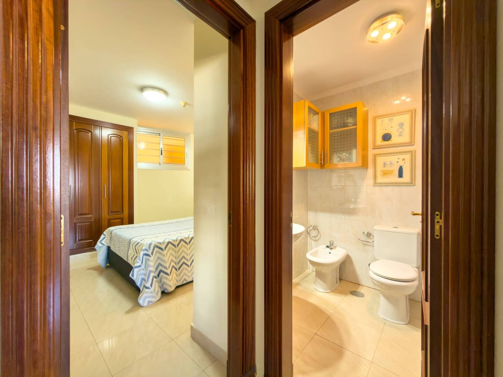 2 soverom Leilighet til salgs i Playa Paraiso med svømmebasseng garasje - € 320 000 (Ref: 9780567)