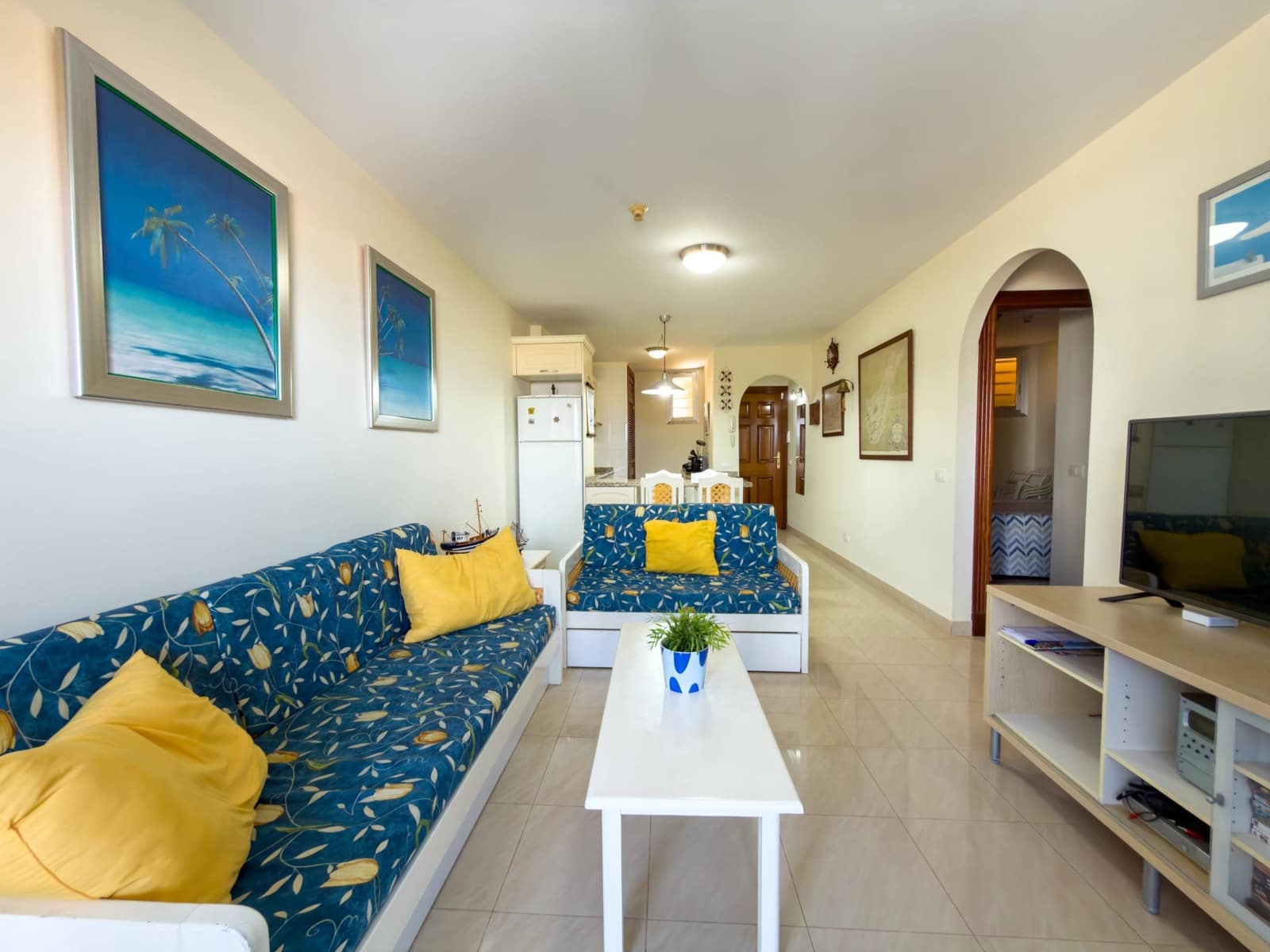 2 soverom Leilighet til salgs i Playa Paraiso med svømmebasseng garasje - € 320 000 (Ref: 9780567)