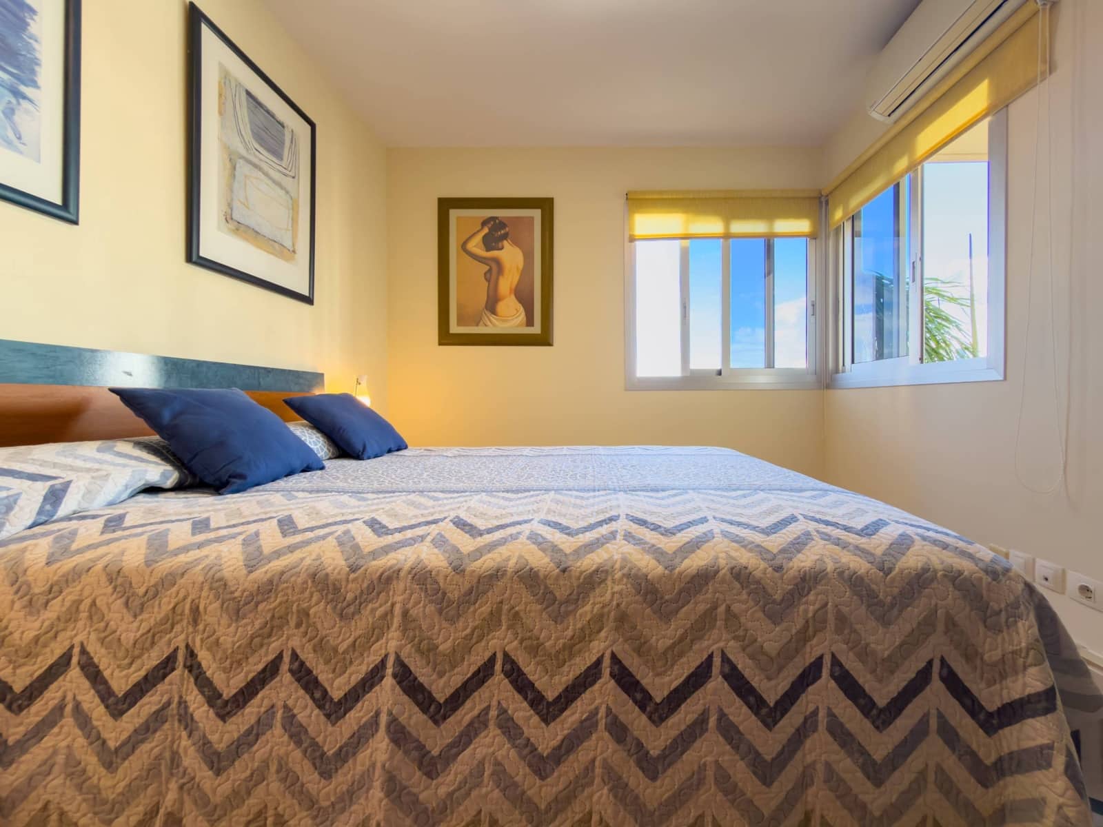 2 soverom Leilighet til salgs i Playa Paraiso med svømmebasseng garasje - € 320 000 (Ref: 9780567)