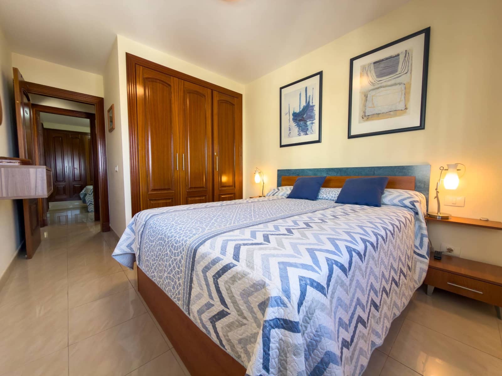 2 soverom Leilighet til salgs i Playa Paraiso med svømmebasseng garasje - € 320 000 (Ref: 9780567)