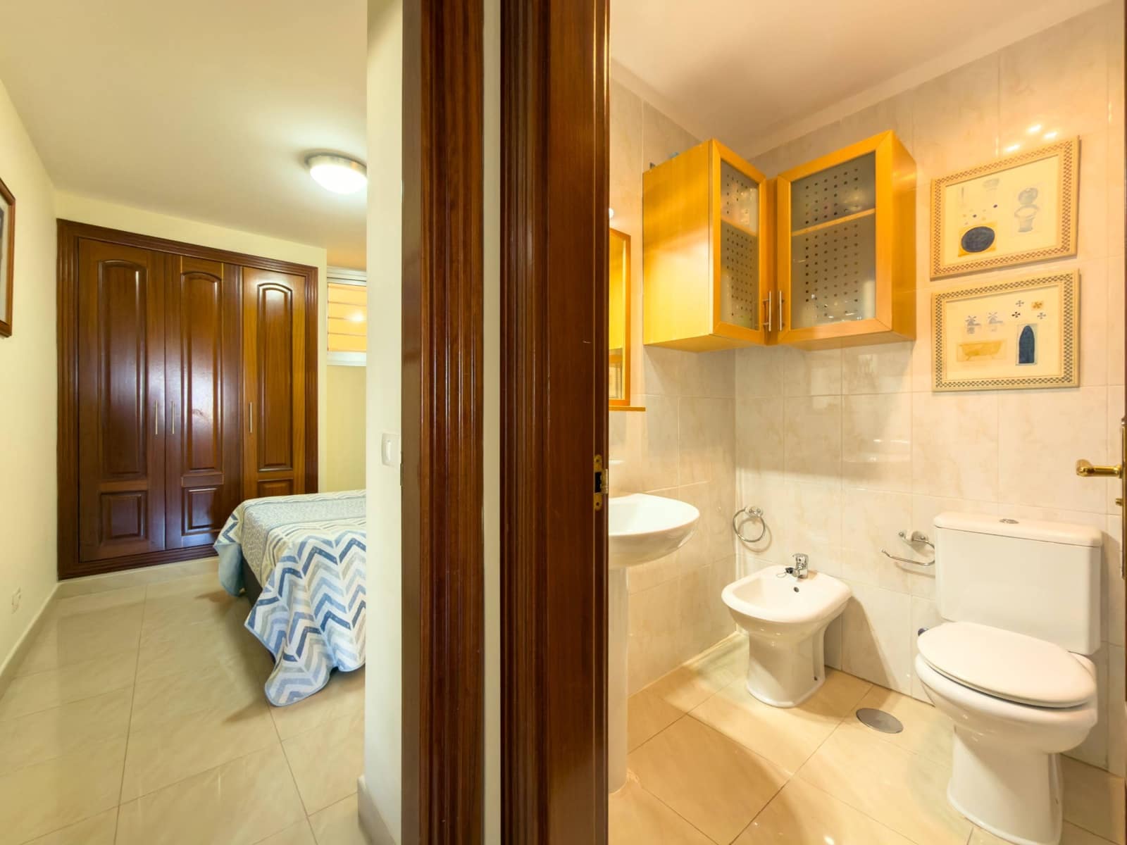 2 soverom Leilighet til salgs i Playa Paraiso med svømmebasseng garasje - € 320 000 (Ref: 9780567)