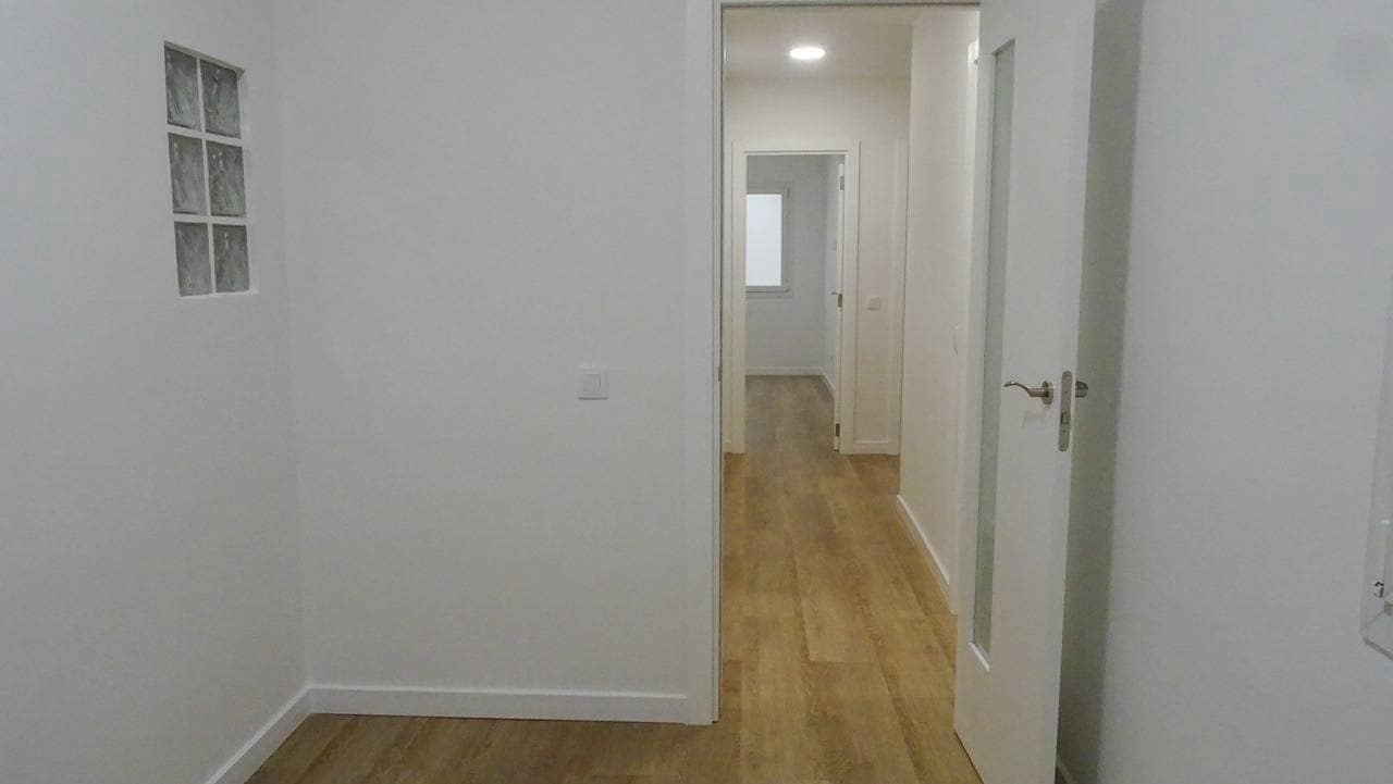 4 Zimmer Wohnung zu verkaufen in Las Palmas de Gran Canaria - 420.000 € (Ref: 9782999)